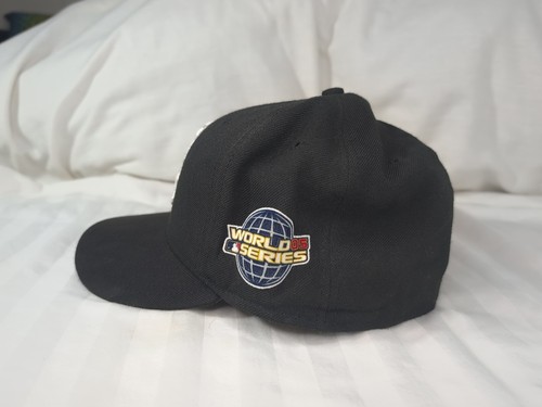 New Era Fits Chicago White Sox Authentic Hat 7 3/8 Black Cap 2005 World Series - Picture 3 of 7