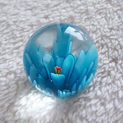 Wonderful Designed Coloured Glass Traditional Kids Marbles, Vase Decorative - Picture 9 of 12