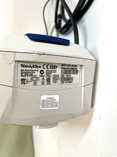 Welch Allyn 42NTB Spot Vital Signs Blood Pressure Temperature SpO2 S7937 - Picture 8 of 8