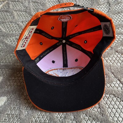Zephyr NHL New York Islanders Menace Big Logo FlatBill