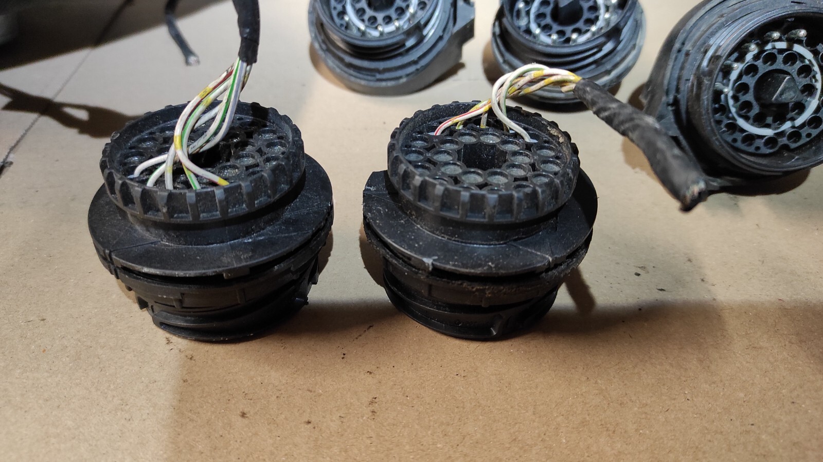 1 x BMW E36 Z3 E34 CHASSIS ENGINE WIRING HARNESS LOOM CONNECTOR PIGTAIL