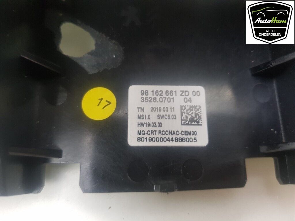 Foto 4 di 4