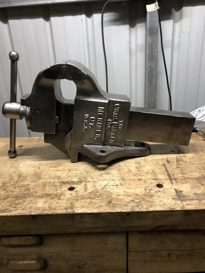 Chas antiguo. Tornillo de banco Parker 806 buen estado muy limpio, listo para usar Foto 4 de 4