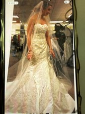 oleg cassini wedding dress Size 2