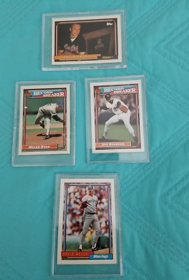 '92 Topps #40 Cal Ripken Jr HOF Balt Orioles & #4 Nolan Ryan, Rangers + 2  14A#8