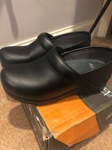 dansko clogs 37