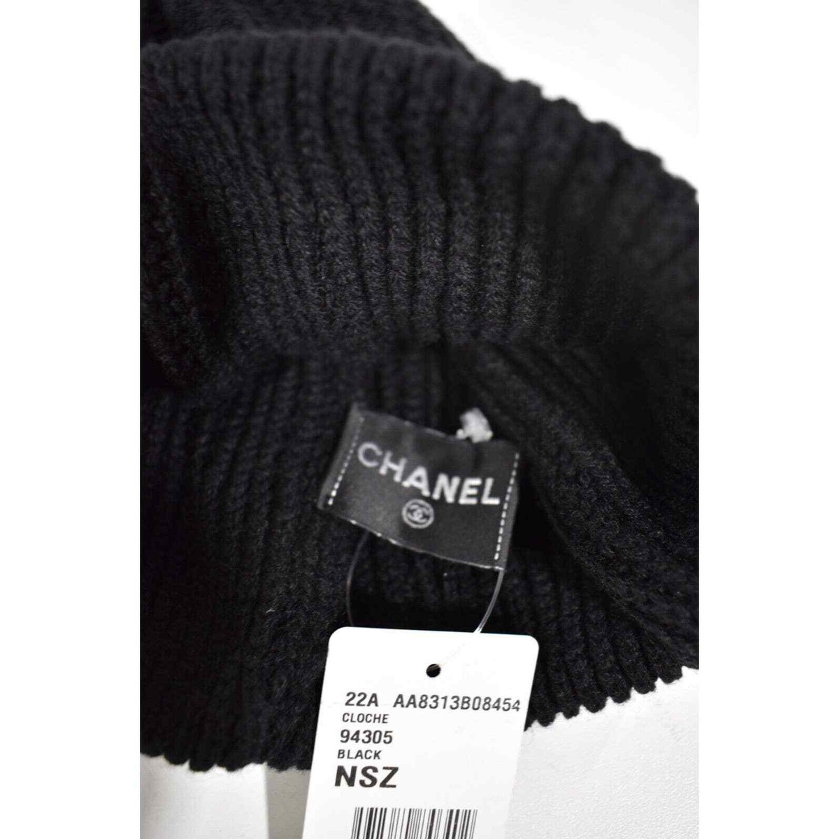 Chanel 22A Cashmere Black Gold Sequin CC Logo Beanie Winter Hat