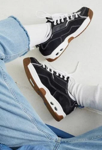 Globe Leather Upper Shoes for Boys