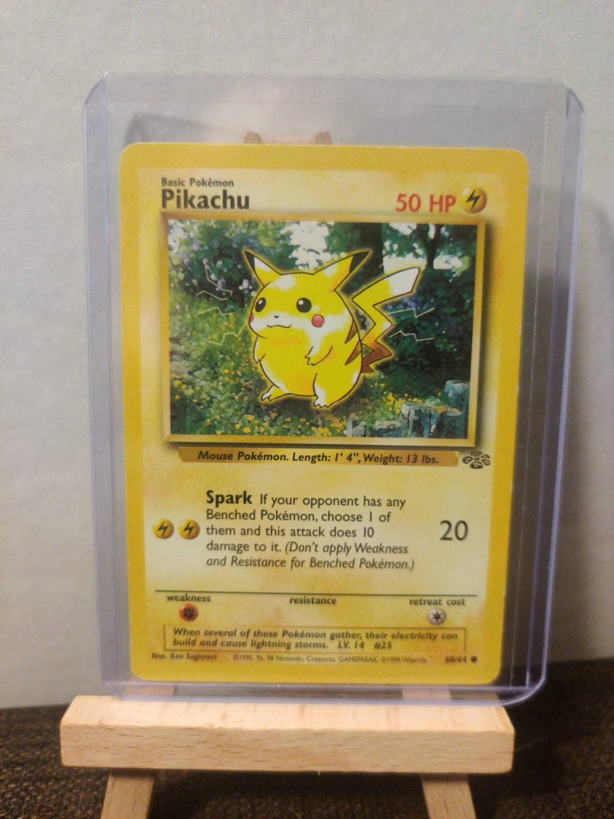 Pikachu Card 60/64 Pokemon Jungle Near Mint Condition