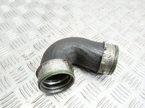 Volkswagen PASSAT B5.5 2004 Diesel Schlauch / Leitung Ladeluftkühler UST111178