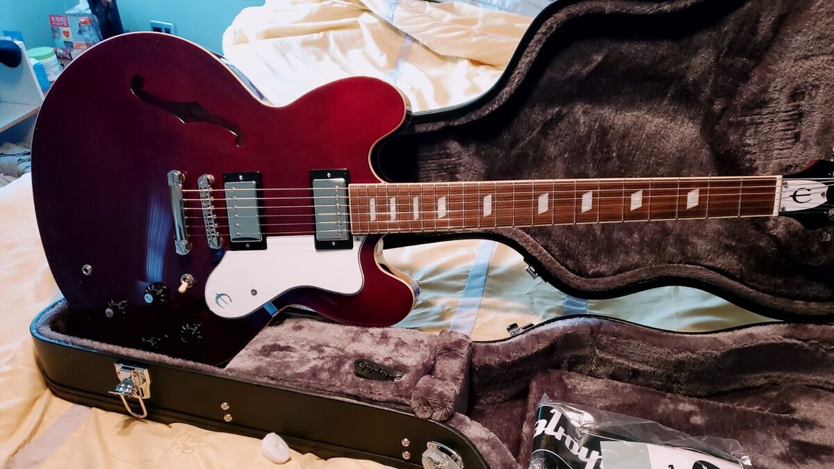 Epiphone Noel Gallagher Riviera / Dark Wine Red Excellent
