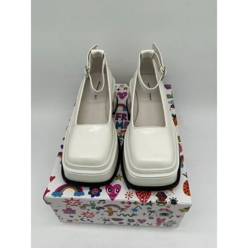 Free People Jeffrey Campbell Lizzy Platform Mary Jane Wht Shiny Sz 8 New in Box - Picture 2 of 7