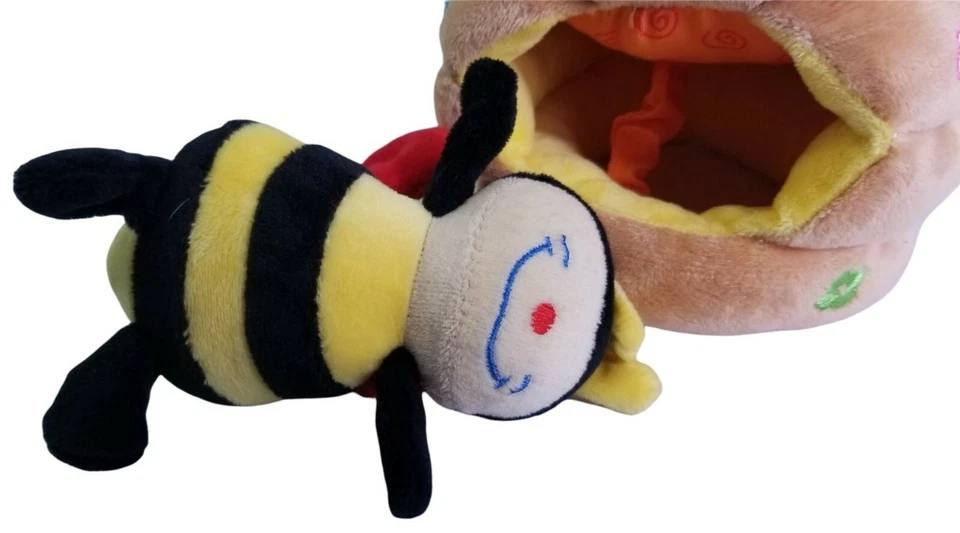 Melissa And Doug Ks Kids Musical Pull Beehive Plush Baby Nursery Bee Crib Toy  - Image 3 of 4