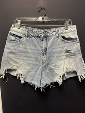 Rewash Brand Junior s Size 13 Ripped Jean Shorts