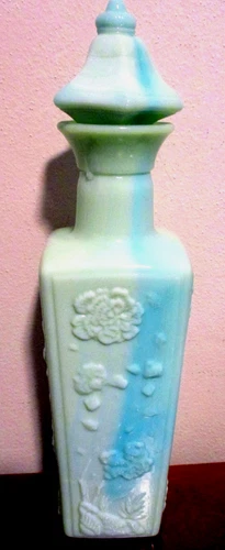 1972 JIM BEAM LIQUOR DECANTER BOTTLE w/STOPPER ~ JADEITE TEAL GREEN SLAG GLASS