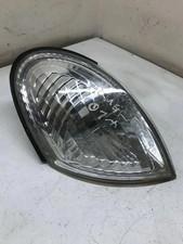 Clignotant Nissan TINO