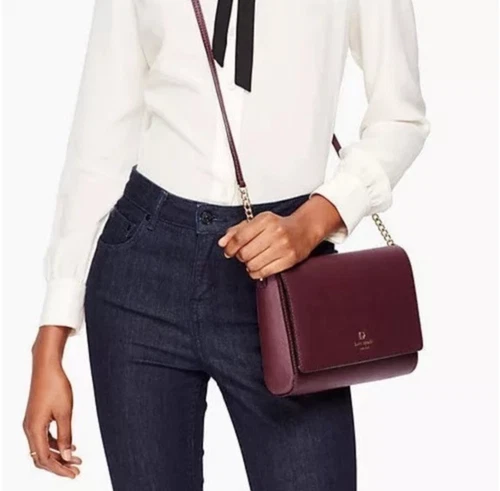 Tracolla Kate Spade Charlotte Street Alek Mulled Vino Pelle Saffiano Us intime ottimeioni