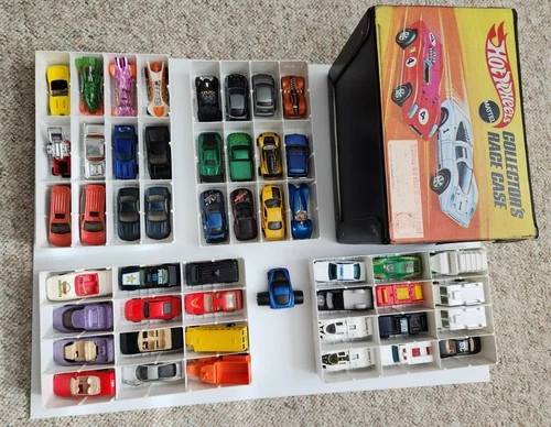 Vintage Hot Wheels Lot:  49 cars 1997-2006 + 48 car original case w/4 dividers