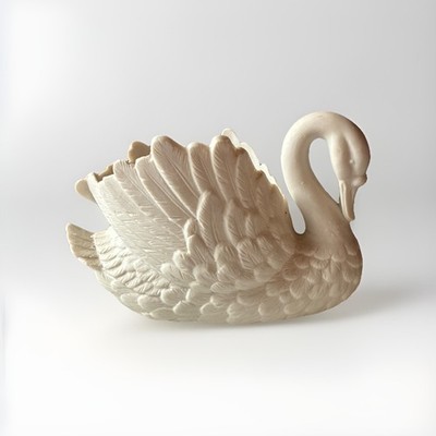 Royal Crown White Ceramic Swan Figurine/Planter Marked #5131T Animals MCM potter