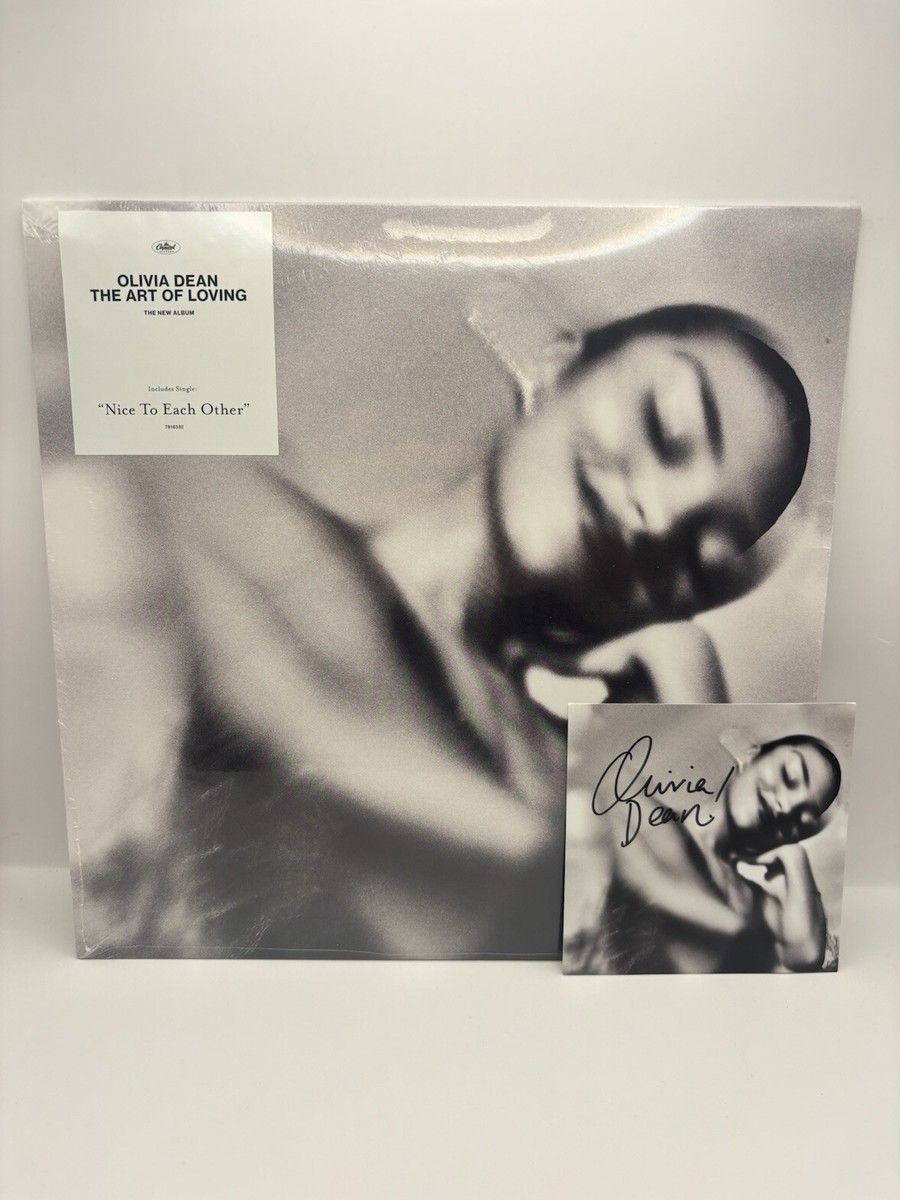 Olivia Dean The Art Of Loving サイン入り OLIVIA DEAN The Art of Loving Black Vinyl LP Signed Art Card
