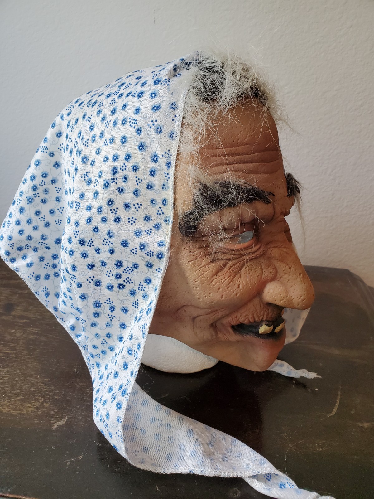 Vintage 2004 The Paper Magic Group Halloween Scary Creepy Old Woman Adult Mask
