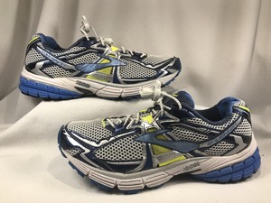 brooks ravenna 4 women's size 8