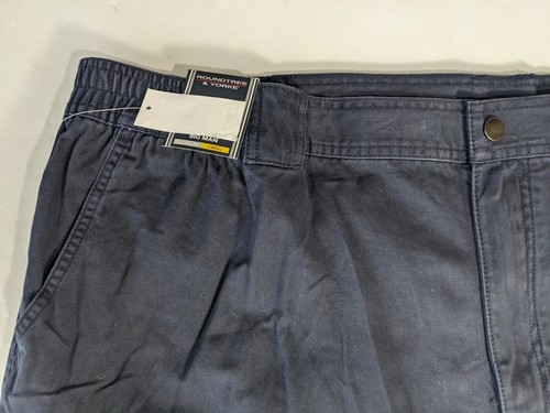 Clearance- Size 46 Big Roundtree & Yorke Cargo Shorts Cotton (7" Inseam) Navy - Picture 4 of 10
