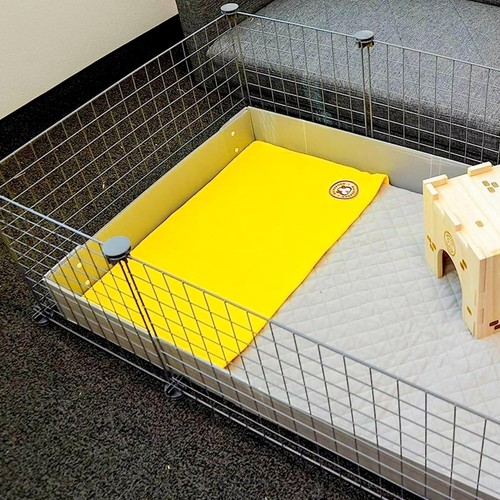 Eco-Friendly Yellow Fleece Cage Liner with Waterproof Base & Burrowing Pocket - Picture 9 of 10