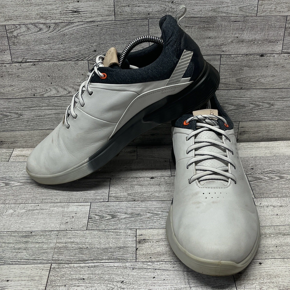 Waterproof spikeless golf shoes deals uk