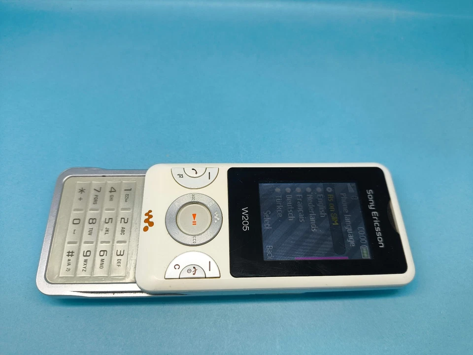 Sony Ericsson Walkman W205 (Unlocked ) Mobile Phone Good Condition - Image 2 of 4