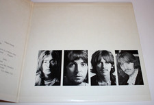 The Beatles-White Album (1976, Capitol SWBO-101, Orange) VG+/VG+