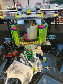 LEGO TMNT Mutation Chamber Unleashed 79119 w/figs incomplete See Description 