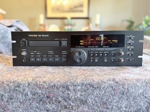 その他 TASCAM DA-30 mk2 Tascam DA-30 MK II Professional DAT Recorder Digital Audio Tape