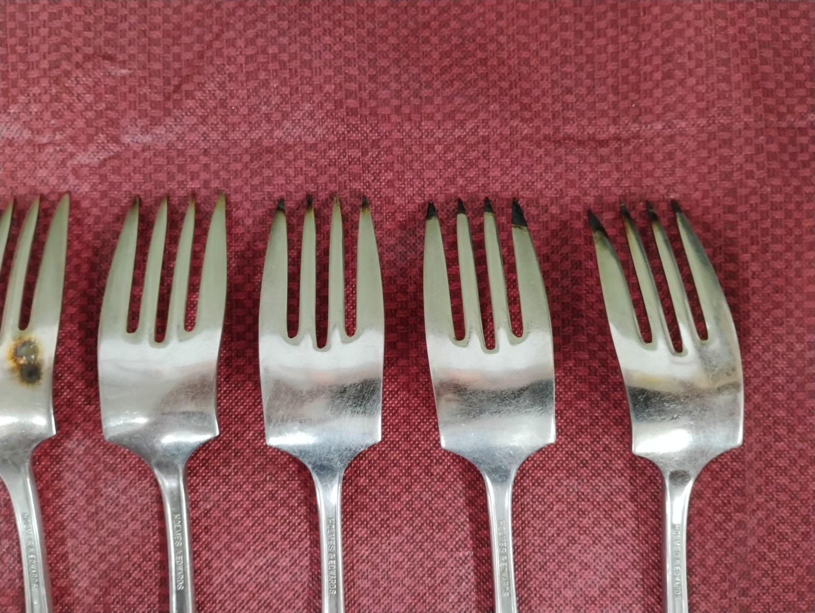 JAMESTOWN Salad Forks Holmes & Edwards 6pc Silverplate Vintage 1916-1926