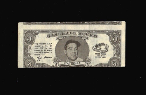 Yogi Berra 1962 Topps Bucks card