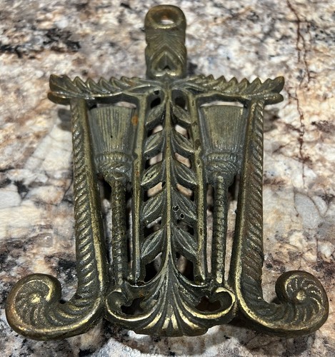 Vintage Cast Iron Trivet Double Witches Broom Wheat Design Farmhouse - Picture 3 of 6
