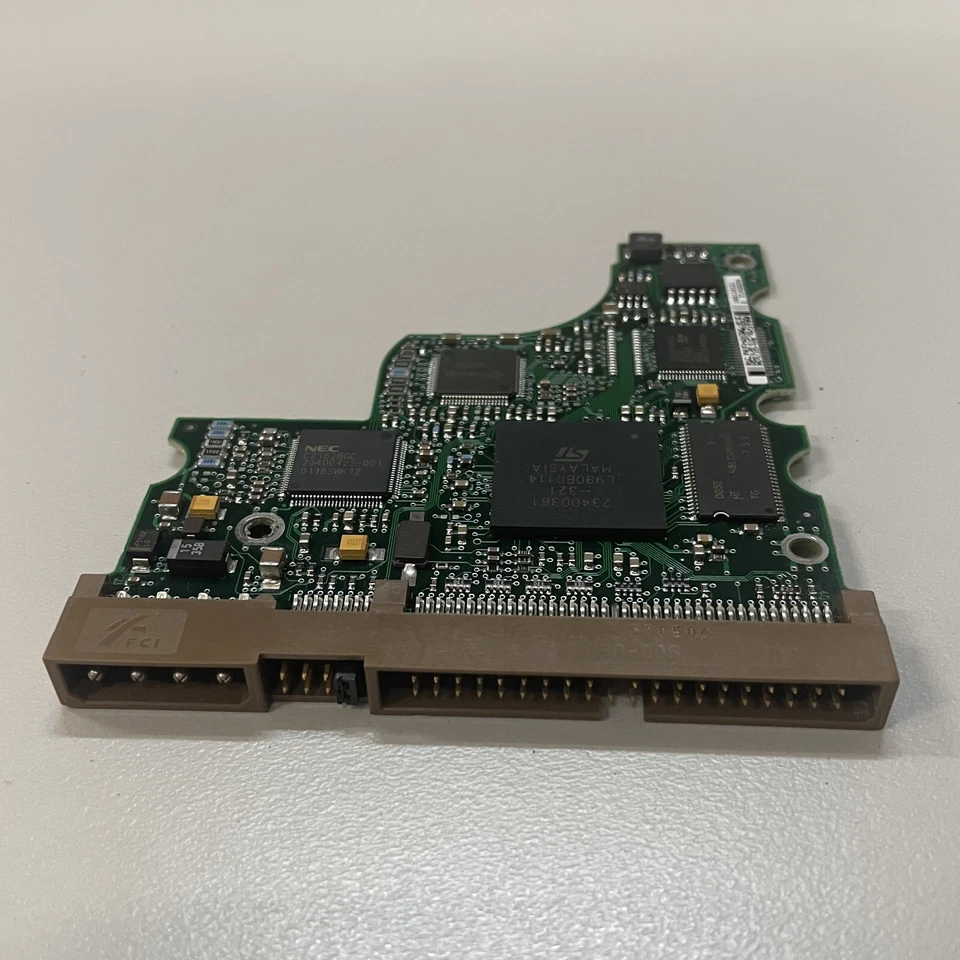 Seagate ST330620A 3.5" 30GB ATA/100 HDD PCB Board 0110117 REV A FW 3.05 - Image 2 of 4