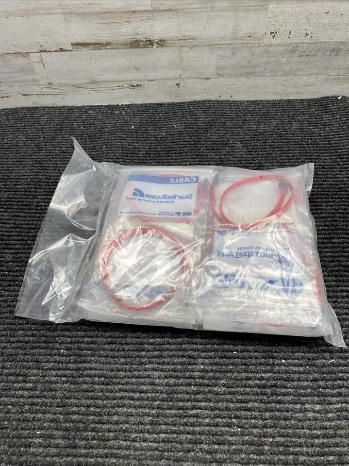 Bag of 20 Startech 18in SATA Cable Straight - Red - Image 3 of 4