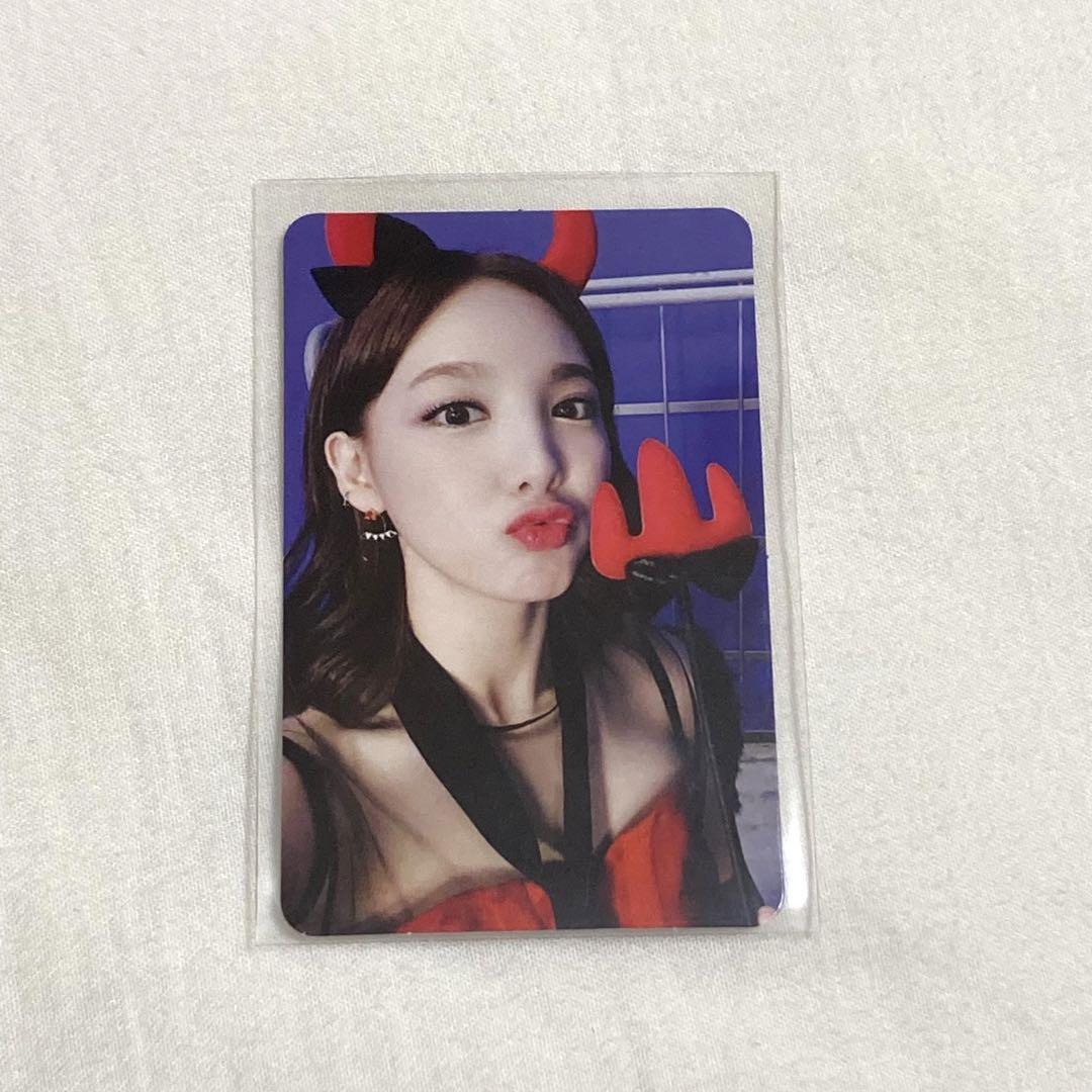 TWICE NAYEON スタアベ ロッテ トレカ TWICE Nayeon TT Devil twicecoasterlane1 Official Photocard Photo