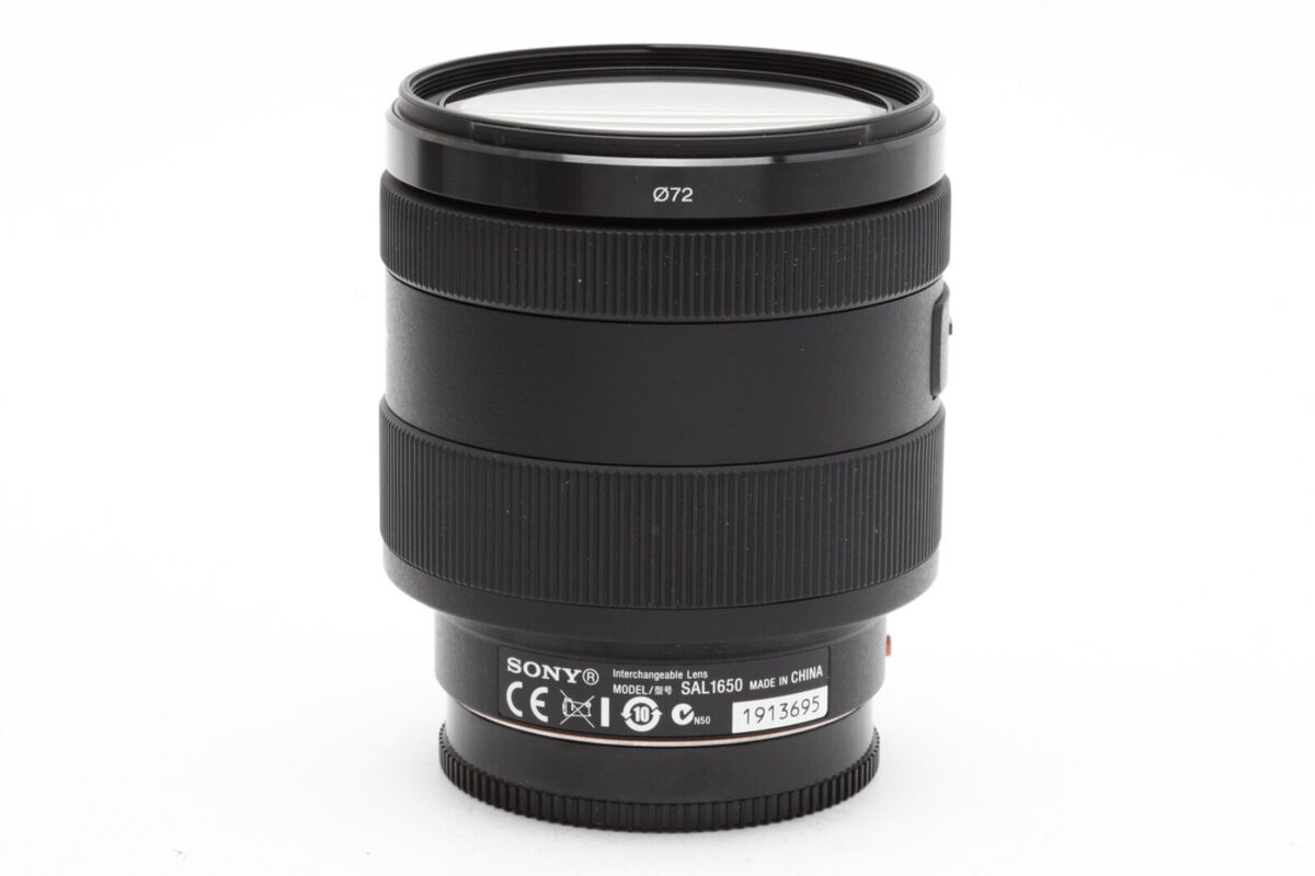 Sony DT 16-50mm f2.8 SSM Lens for Sony A with Hood & Case Sony DT 16-50mm f2.8 SSM Lens for Sony A with Hood & Case