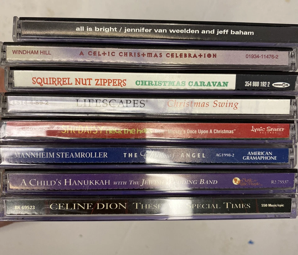 Mixed Christmas/Holiday CD'S Olivia Newton John Celine Swing Celtic Lot of 8 - Image 2 of 4