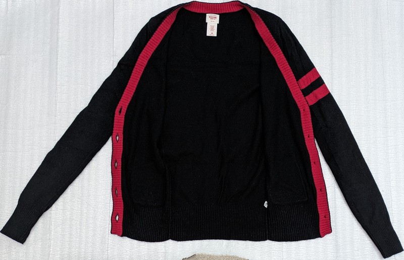 Mossimo Black & Red Lightweight Fitted Long Sleeve Button Down V Cardigan XS