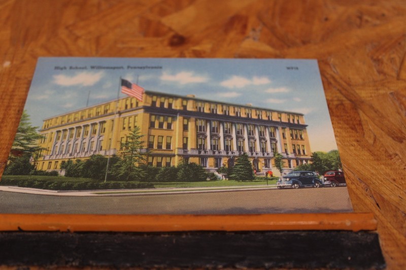 Postcard-X-High School, Williamsport, Pa.-Linen-Unposted