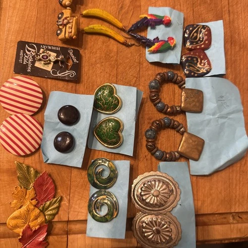 Vintage 12 Piece Costume Jewelry Lot