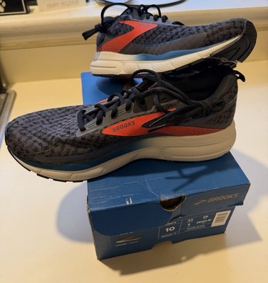 Brooks Trace 3 Running Shoes Men s Size 10 Black Gray 1104121D071 New In Box