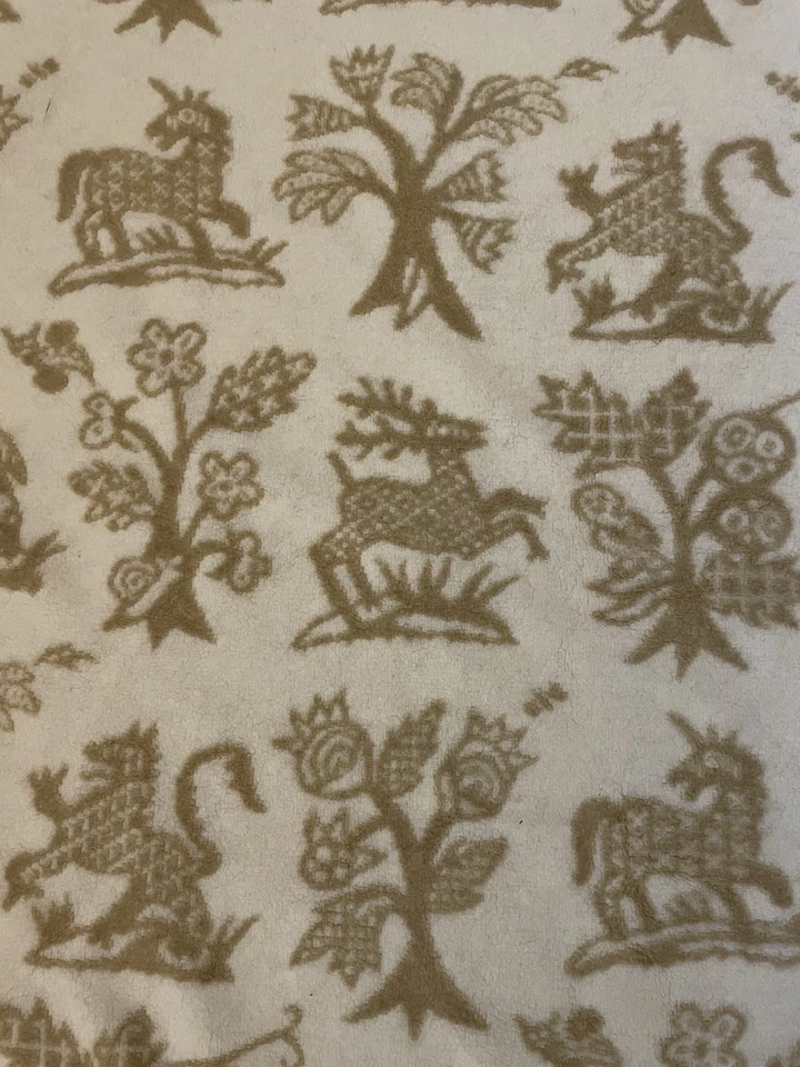 Tela champán color polar arte mítico dragones etc. "116"" x 68""" Foto 2 de 4