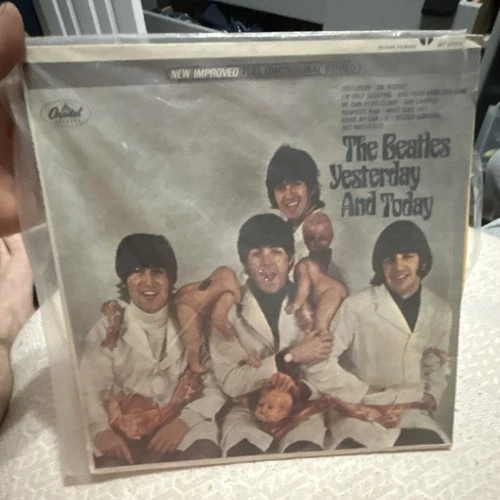 RARE Beatles Yesterday And Today BUTCHER COVER 2nd State ST-2553 Stereo STRONG
