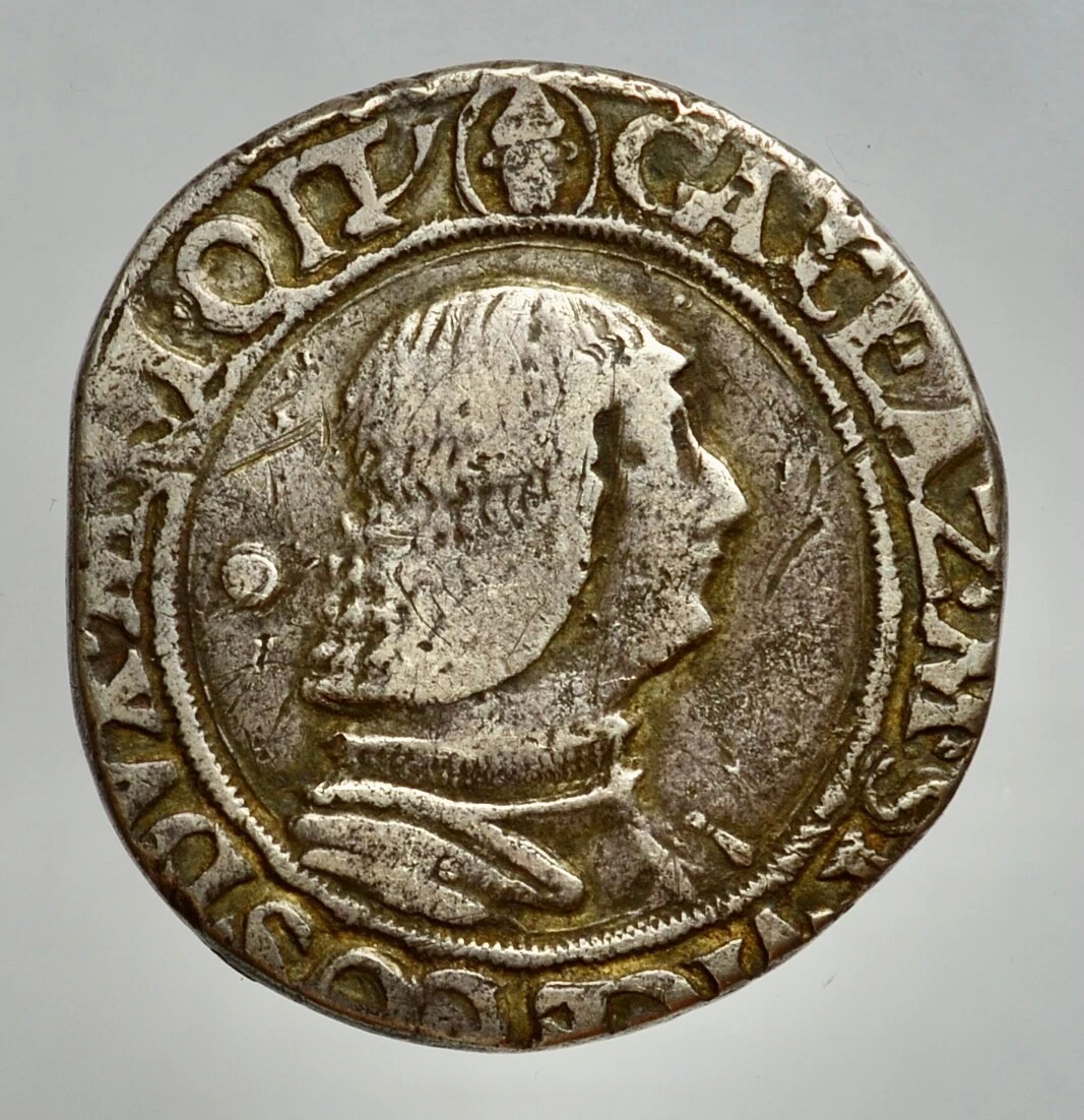 Foto 1 di 2