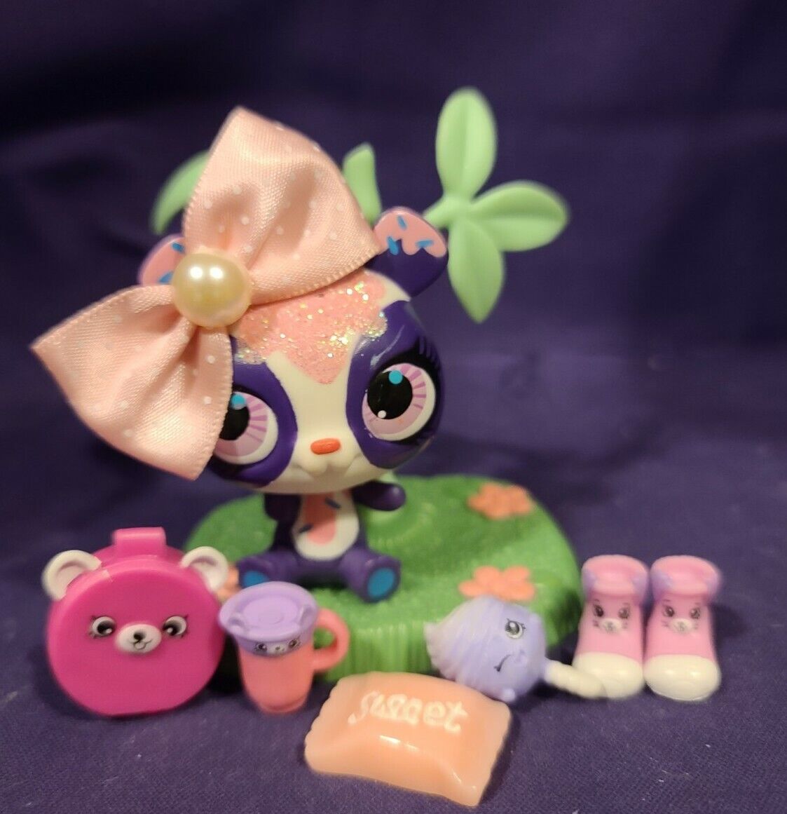 Littlest Pet Shop #3031 Panda Bear Purple White Pink Glitter Littlest Pet Shop #3031 Panda Bear Purple White Pink Glitter