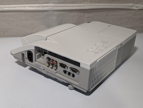 Hitachi CP-AW252WN 3LCD WXGA Ultra Short Throw (UST) Projector - Picture 15 of 18